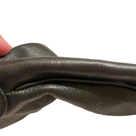 Authentic Vintage Gucci Signature embossed all leather designer hobo bag. B9 - Picture 8 of 16